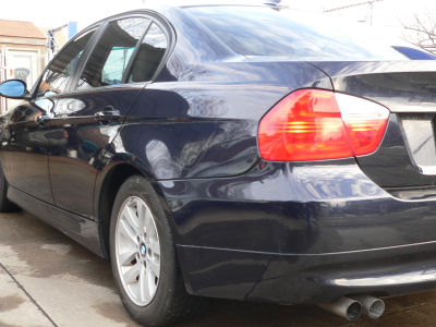 2006 BMW 325  i