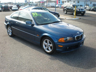 2003 BMW 325  Ci