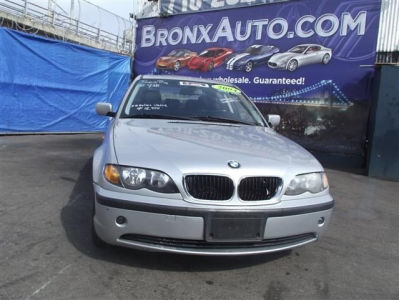 2004 BMW 325 i