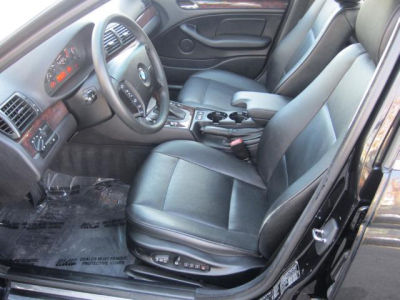 2003 BMW 325 xiT