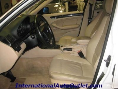 2003 BMW 325  i
