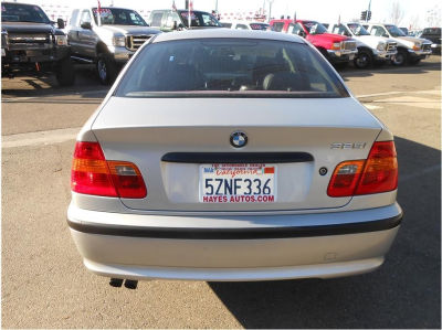 2003 BMW 325 i