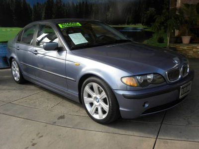 2003 BMW 325  i