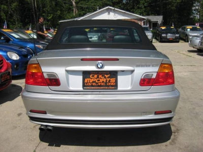2002 BMW 325 Ci