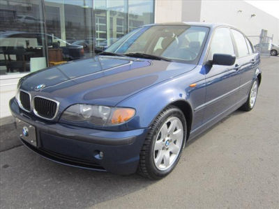 2003 BMW 325  i