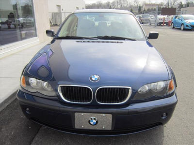 2003 BMW 325  i