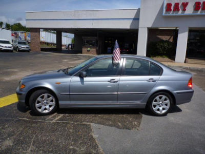 2005 BMW 325 i