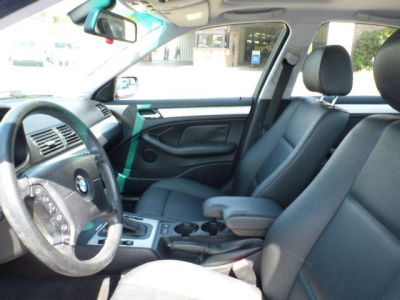 2005 BMW 325 i