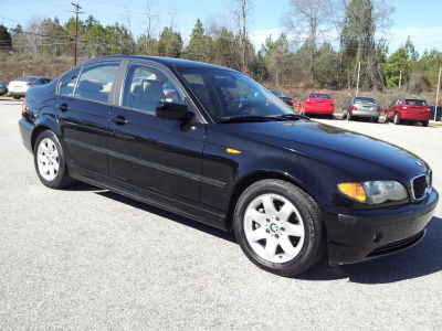 2004 BMW 325  i