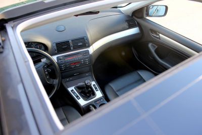 2004 BMW 325 i