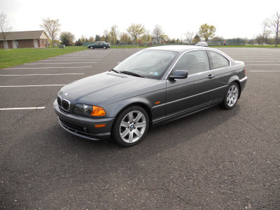 2001 BMW 325  Ci