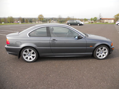2001 BMW 325  Ci