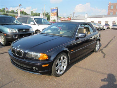 2001 BMW 325  Ci