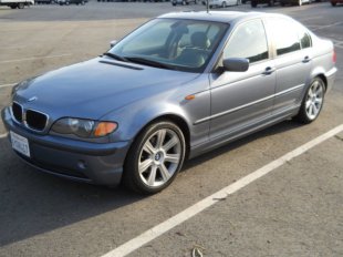 2003 BMW 325  i