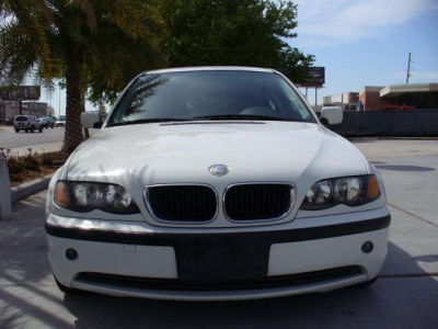 2003 BMW 325  i