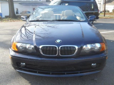 2001 BMW 325  Ci