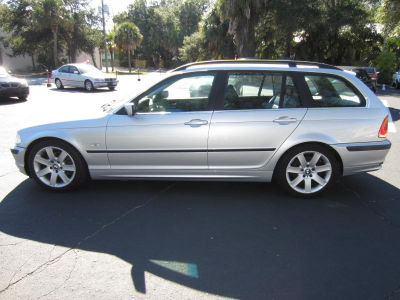 2001 BMW 325 i