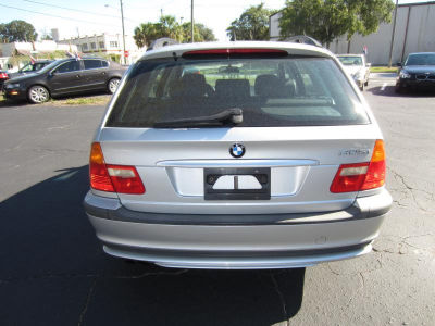 2001 BMW 325 i