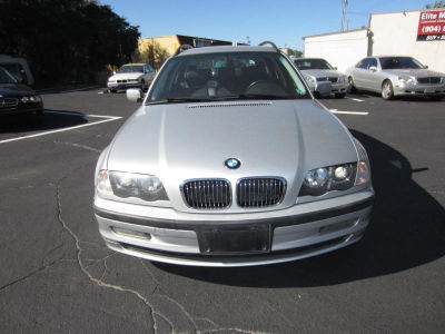 2001 BMW 325 i