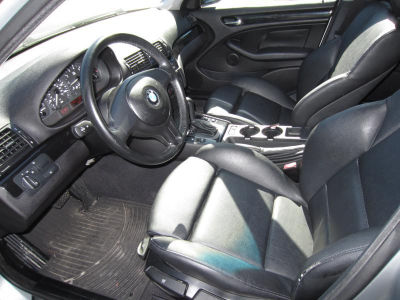 2001 BMW 325 i