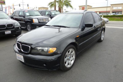 2003 BMW 325 i