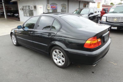 2003 BMW 325 i