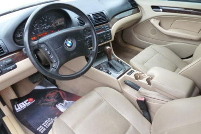 2003 BMW 325 i
