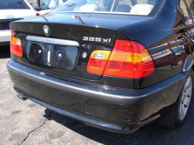 2003 BMW 325 xi