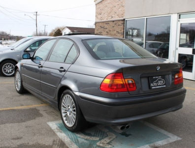 2003 BMW 325 xi
