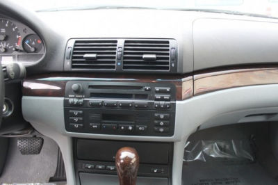 2003 BMW 325 xi