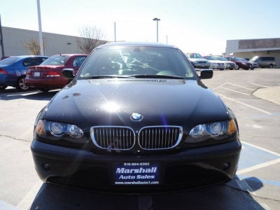 2003 BMW 325  i