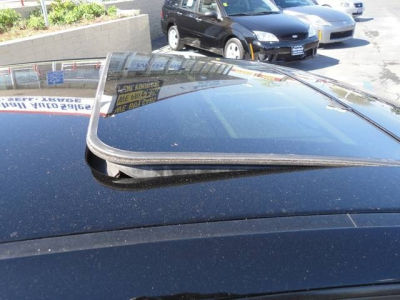 2003 BMW 325  i