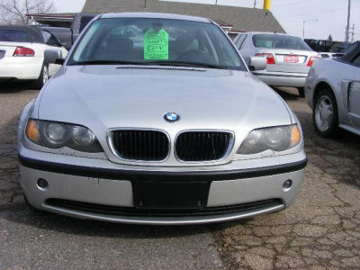 2003 BMW 325 i