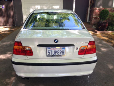 2004 BMW 325  xi