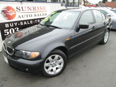 2002 BMW 325  xi