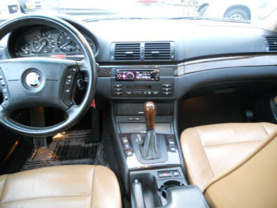 2002 BMW 325 xi