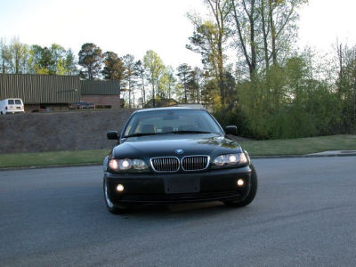 2004 BMW 325  i