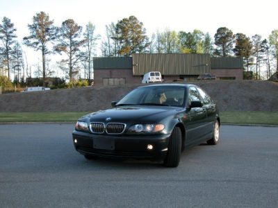 2004 BMW 325  i