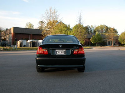 2004 BMW 325  i