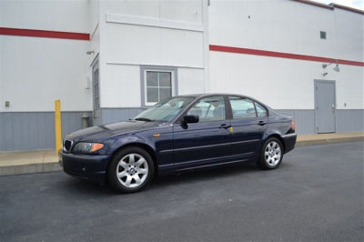 2002 BMW 325 i