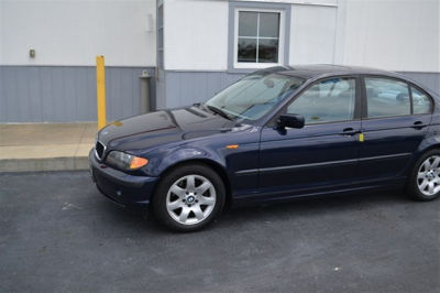 2002 BMW 325 i