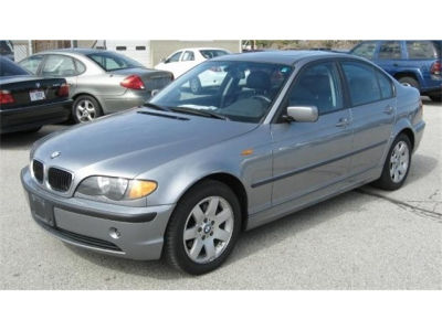 2003 BMW 325  i