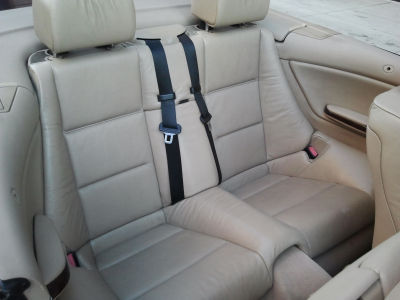 2001 BMW 325  Ci