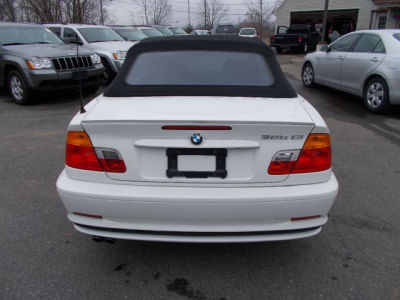 2001 BMW 325  Ci