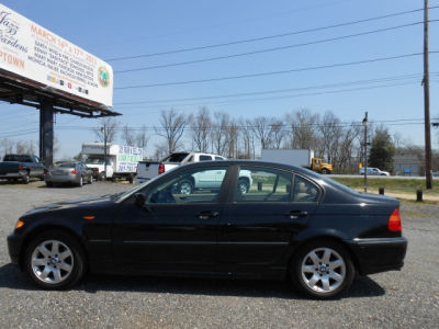 2002 BMW 325  i