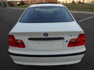 2004 BMW 325 i
