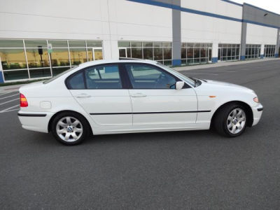 2004 BMW 325 i