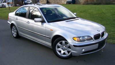 2004 BMW 325  i