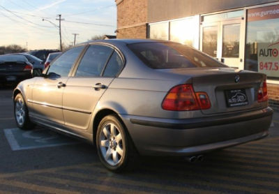 2004 BMW 325 xi