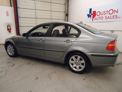 2004 BMW 325 i